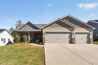 7986 Matterhorn Canyon Road, Caseyville, IL 62232