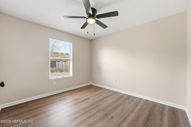 1565 KINGFISHER Boulevard, Orange Park, FL 32065