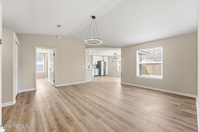 1565 KINGFISHER Boulevard, Orange Park, FL 32065