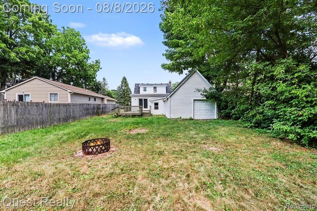 6261 Andersonville Road, Waterford, MI 48329