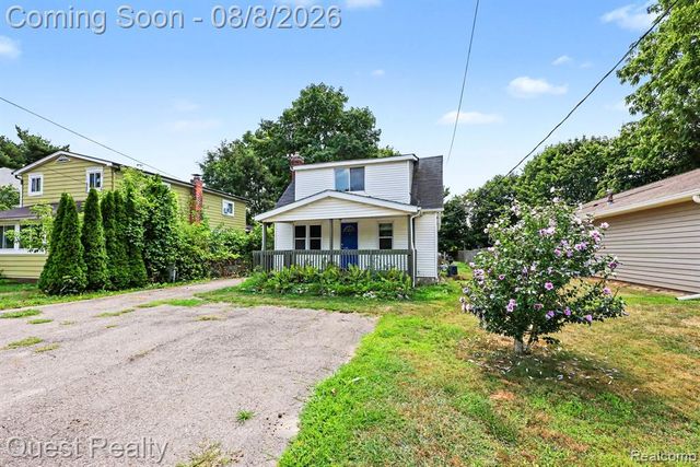6261 Andersonville Road, Waterford, MI 48329