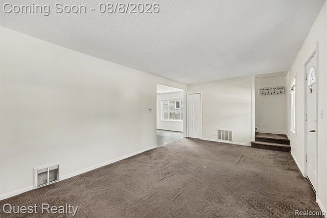 6261 Andersonville Road, Waterford, MI 48329