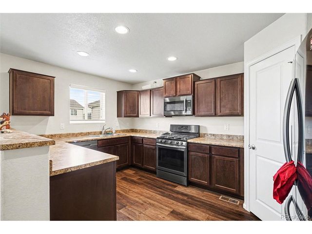 47373 Lily Ave, Bennett, CO 80102