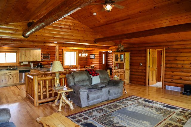 33086 K-18 south Road, Sioux City, IA 51108