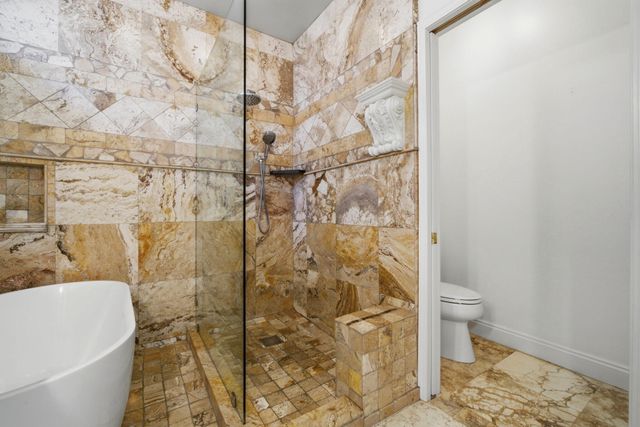 9643 Bone Bluff Drive, Navarre, FL 32566