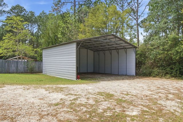 9643 Bone Bluff Drive, Navarre, FL 32566