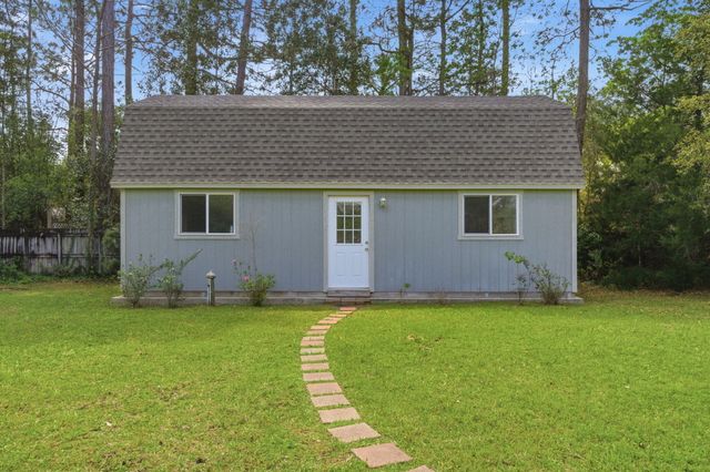 9643 Bone Bluff Drive, Navarre, FL 32566