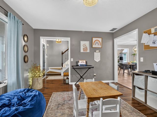 1029 Island Brooks Lane, Fort Wayne, IN 46845