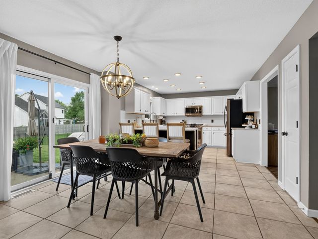 1029 Island Brooks Lane, Fort Wayne, IN 46845