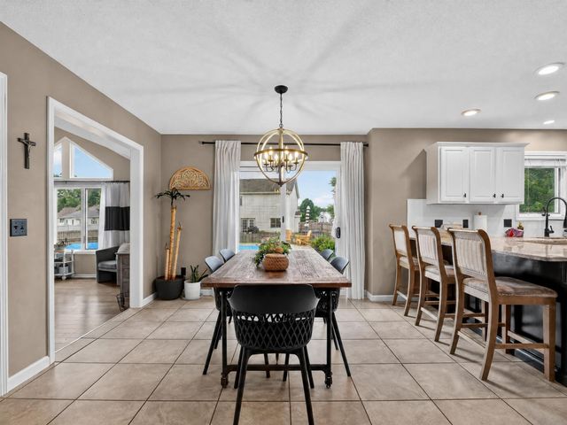 1029 Island Brooks Lane, Fort Wayne, IN 46845
