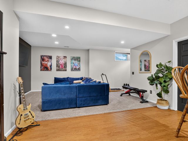 1029 Island Brooks Lane, Fort Wayne, IN 46845
