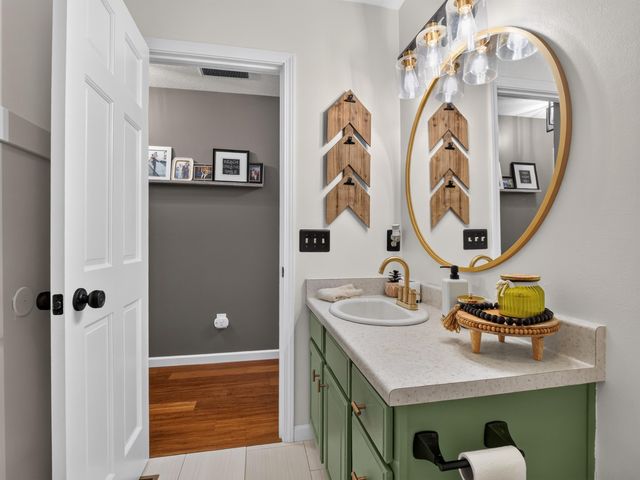 1029 Island Brooks Lane, Fort Wayne, IN 46845