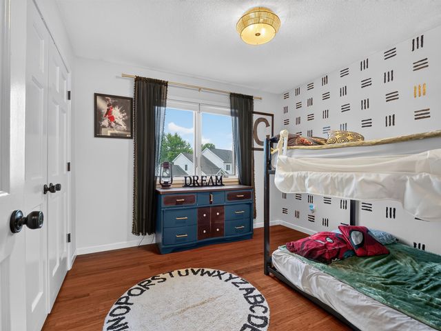 1029 Island Brooks Lane, Fort Wayne, IN 46845