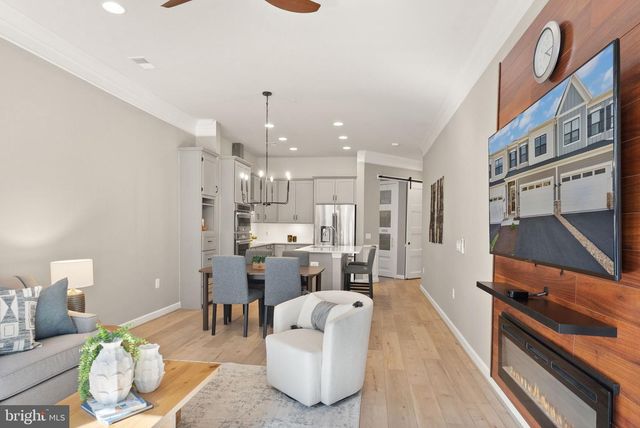 43887 SIREN SONG TER, Leesburg, VA 20176