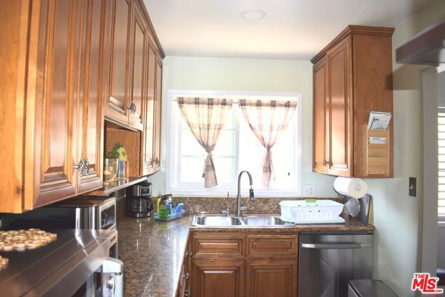 8708 Cadillac Avenue, Los Angeles, CA 90034