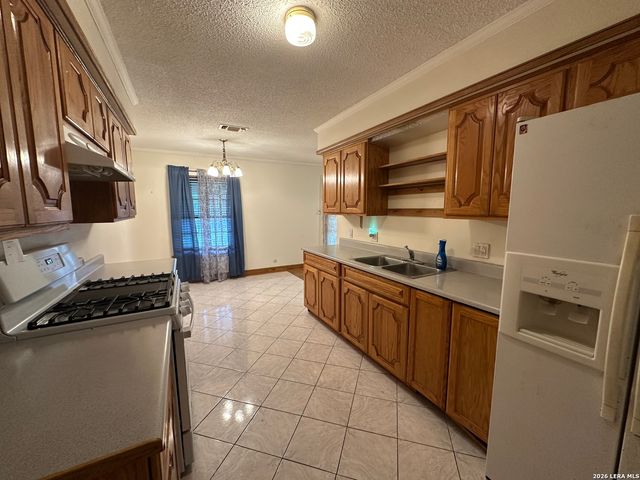 3007 Samar Dr, San Antonio, TX 78217