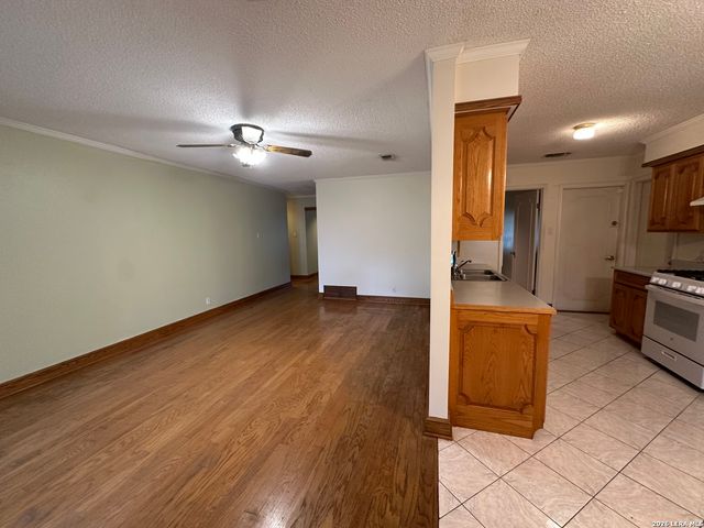 3007 Samar Dr, San Antonio, TX 78217