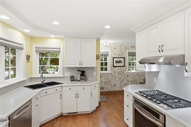 210 Fairport Road, Pittsford, NY 14445