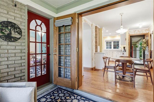 210 Fairport Road, Pittsford, NY 14445