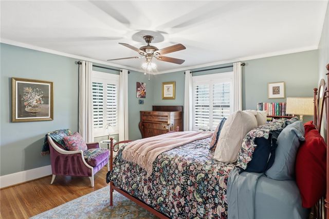 210 Fairport Road, Pittsford, NY 14445