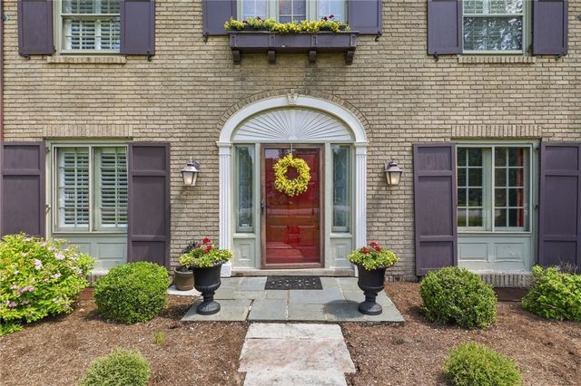 210 Fairport Road, Pittsford, NY 14445