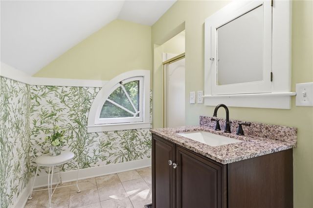 210 Fairport Road, Pittsford, NY 14445