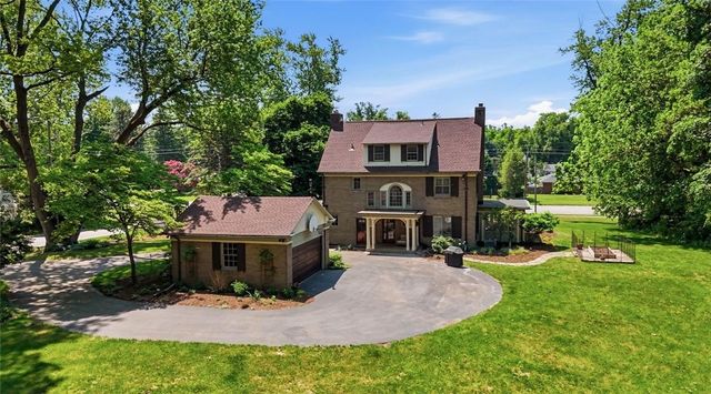210 Fairport Road, Pittsford, NY 14445