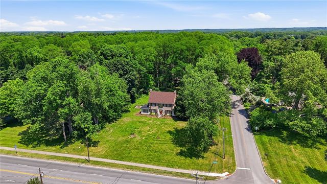 210 Fairport Road, Pittsford, NY 14445