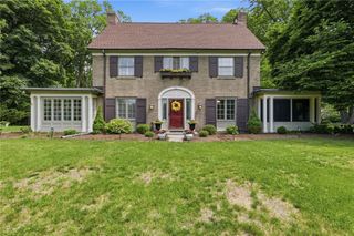 210 Fairport Road, Pittsford, NY 14445
