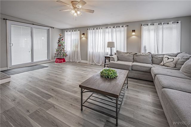 7172 Rochester Road, Lockport Town, NY 14094