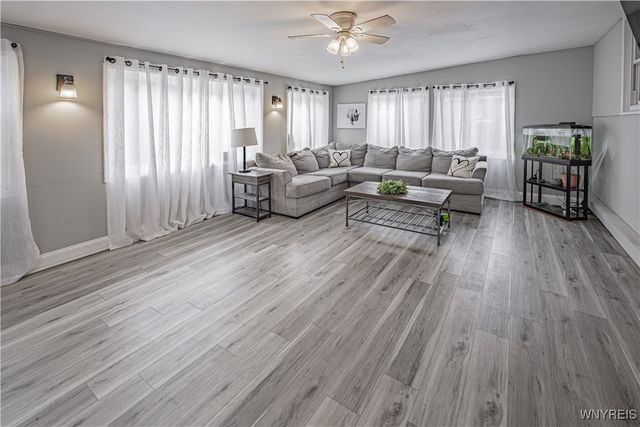 7172 Rochester Road, Lockport Town, NY 14094