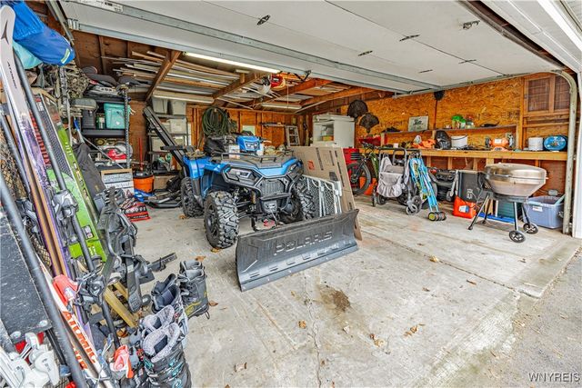 7172 Rochester Road, Lockport Town, NY 14094