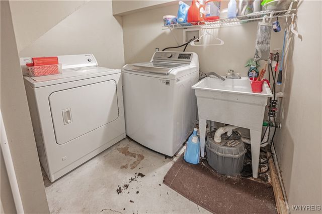 7172 Rochester Road, Lockport Town, NY 14094