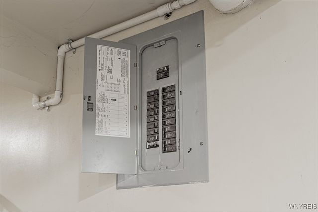 7172 Rochester Road, Lockport Town, NY 14094