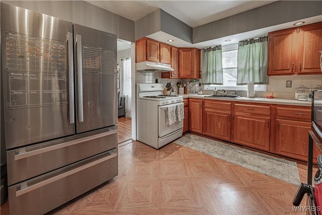 7172 Rochester Road, Lockport Town, NY 14094