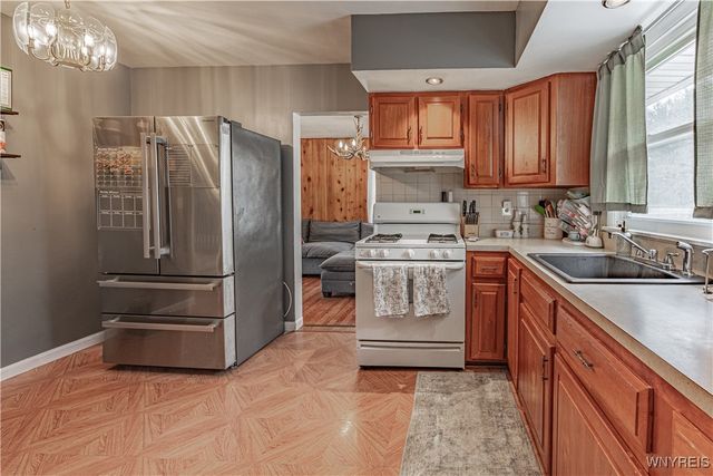 7172 Rochester Road, Lockport Town, NY 14094