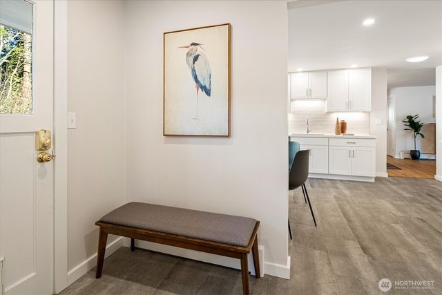 8611 Holly Lane, Edmonds, WA 98026