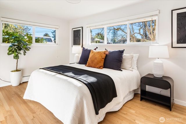 8611 Holly Lane, Edmonds, WA 98026