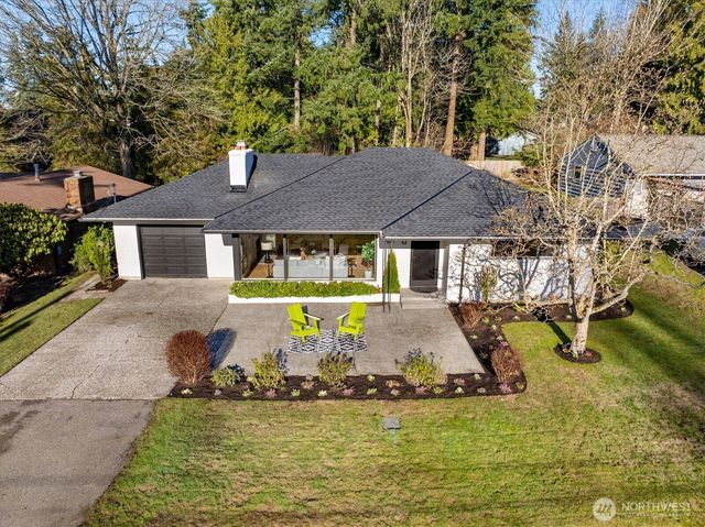 8611 Holly Lane, Edmonds, WA 98026