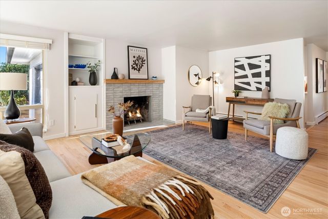 8611 Holly Lane, Edmonds, WA 98026