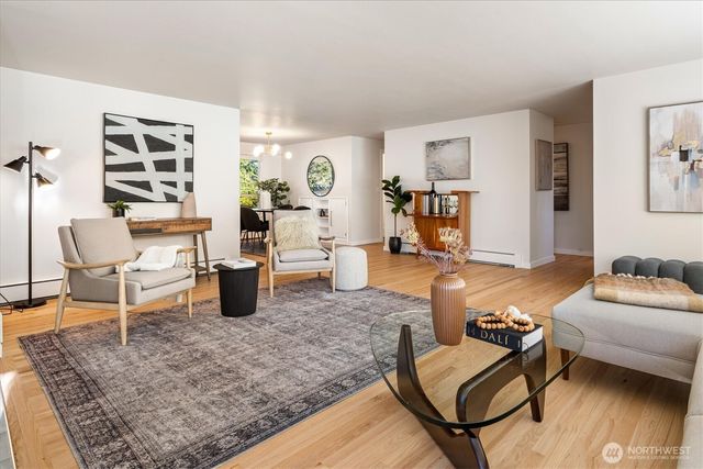 8611 Holly Lane, Edmonds, WA 98026