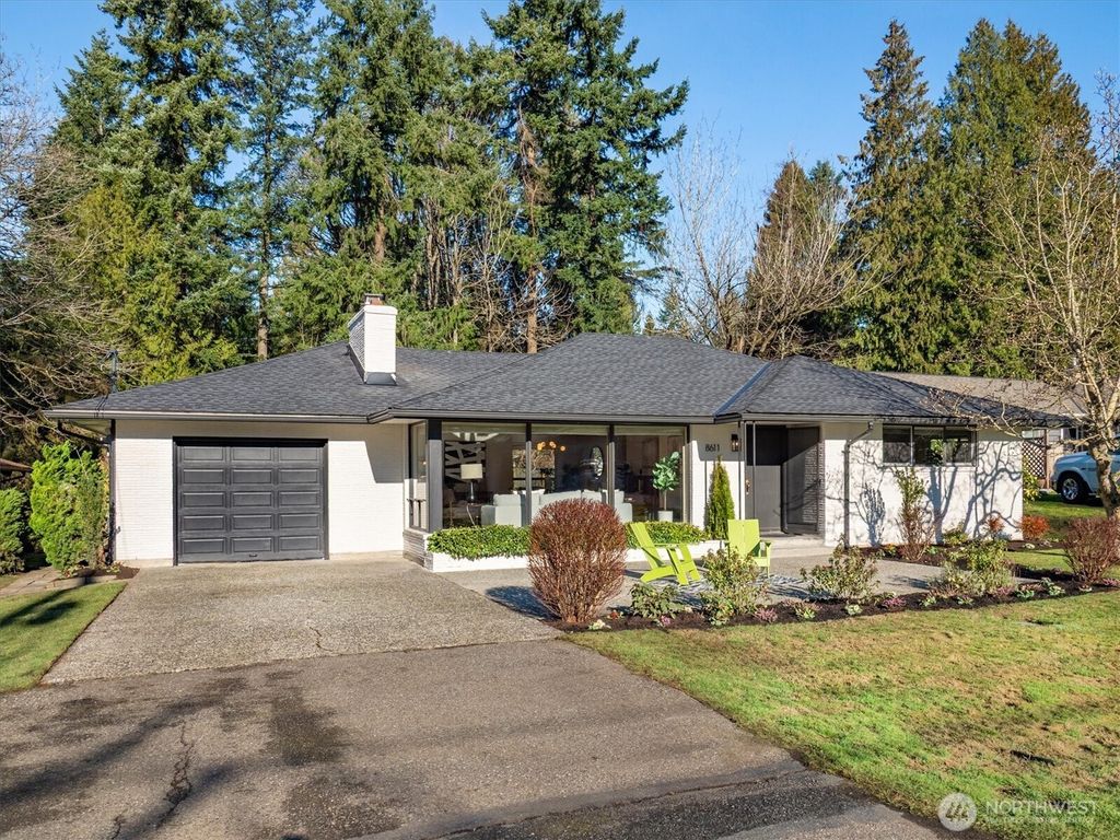 8611 Holly Lane, Edmonds, WA 98026