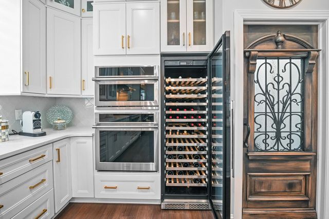 602 Sea Vista Ln., North Myrtle Beach, SC 29582