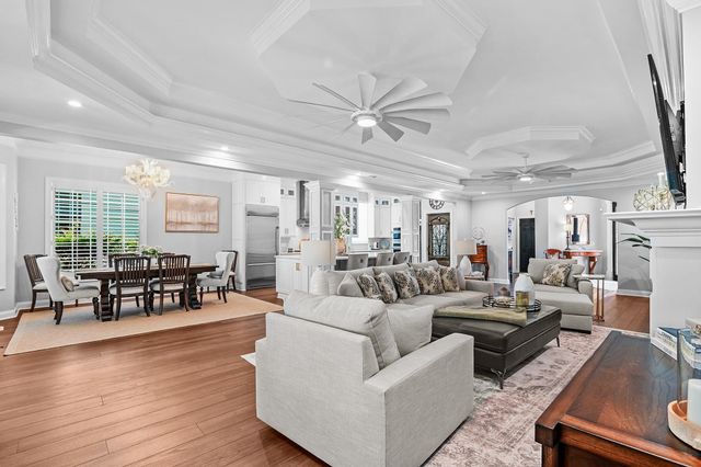 602 Sea Vista Ln., North Myrtle Beach, SC 29582
