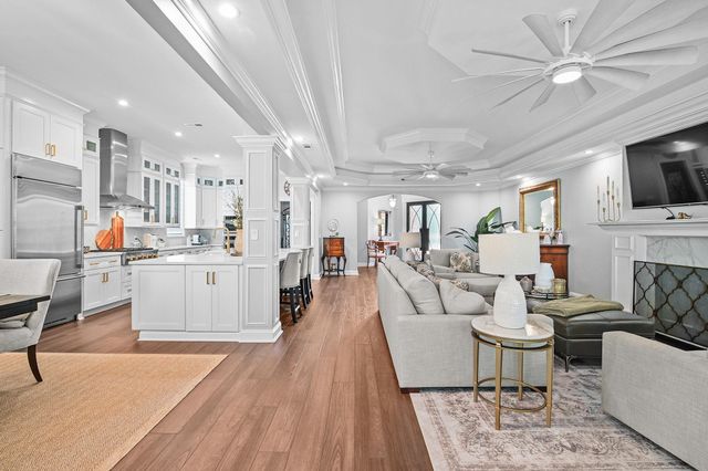 602 Sea Vista Ln., North Myrtle Beach, SC 29582