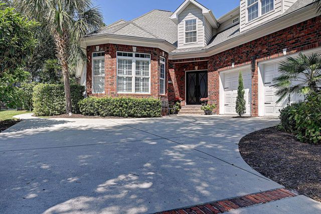 602 Sea Vista Ln., North Myrtle Beach, SC 29582