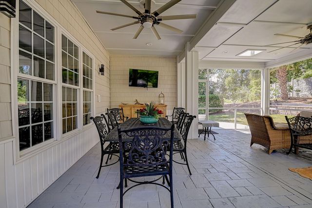 602 Sea Vista Ln., North Myrtle Beach, SC 29582
