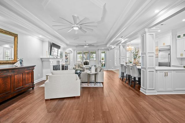 602 Sea Vista Ln., North Myrtle Beach, SC 29582