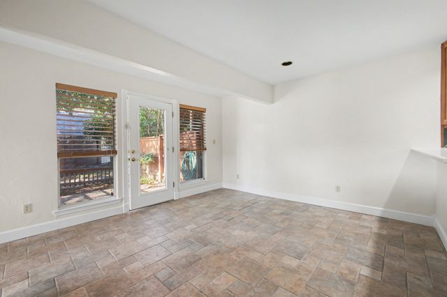 2920 Shady Lake Circle, Carrollton, TX 75006