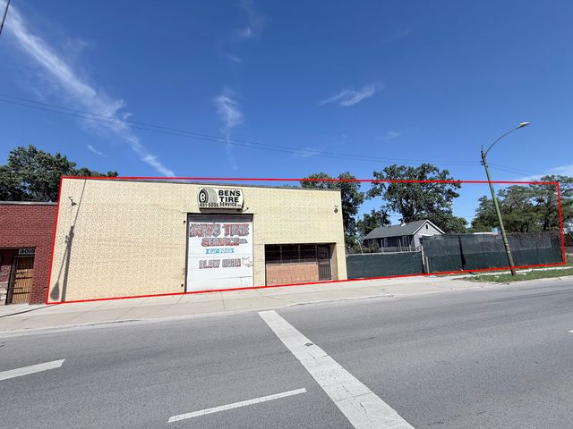 9016 S Halsted Street, Chicago, IL 60620